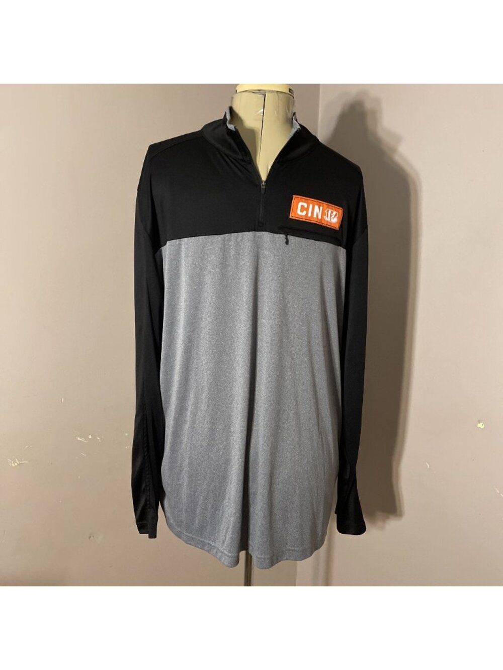 NFL Cincinnati Bengals 1/4 Zip LS Tee Mens 2XL Pullover Black/Gray Quick Dry